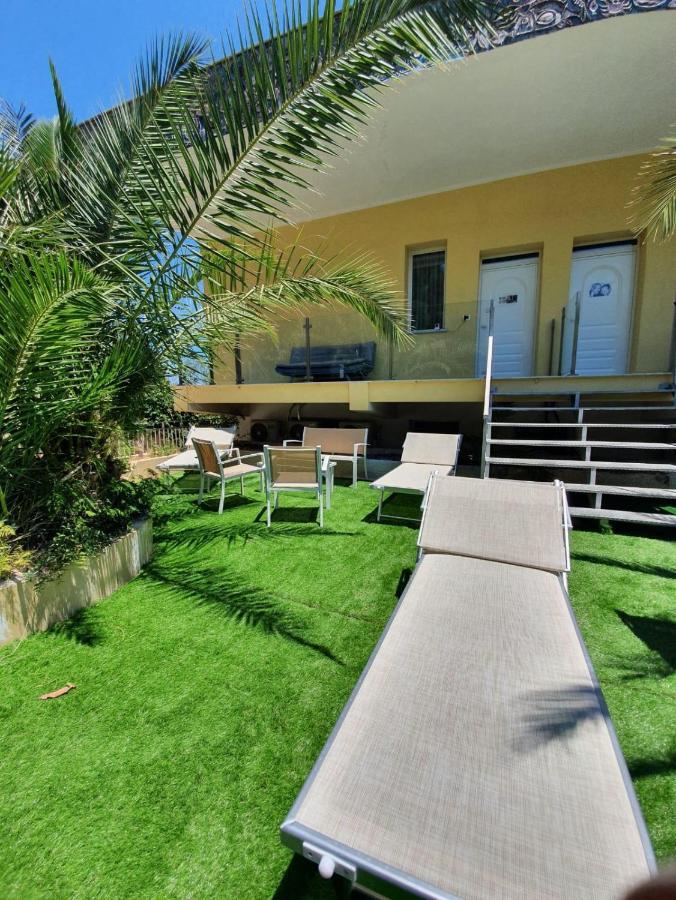 Appartamento 8 Pax In Villa Francesca Sicily Sul Mare Casteldaccia Luaran gambar