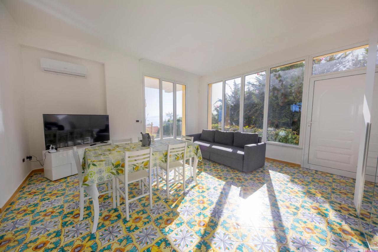Appartamento 8 Pax In Villa Francesca Sicily Sul Mare Casteldaccia Luaran gambar